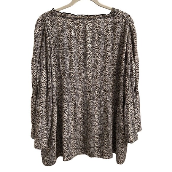 Chloe + Rene Plus Size XL Top Animal Print Blouse Bell Sleeve Peplum Oversized - Picture 2 of 6